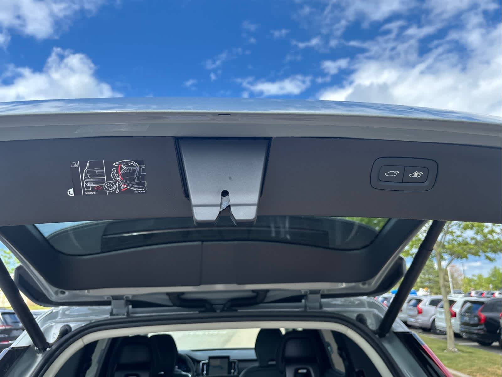 2026 Volvo XC90 Ultra - Photo 6