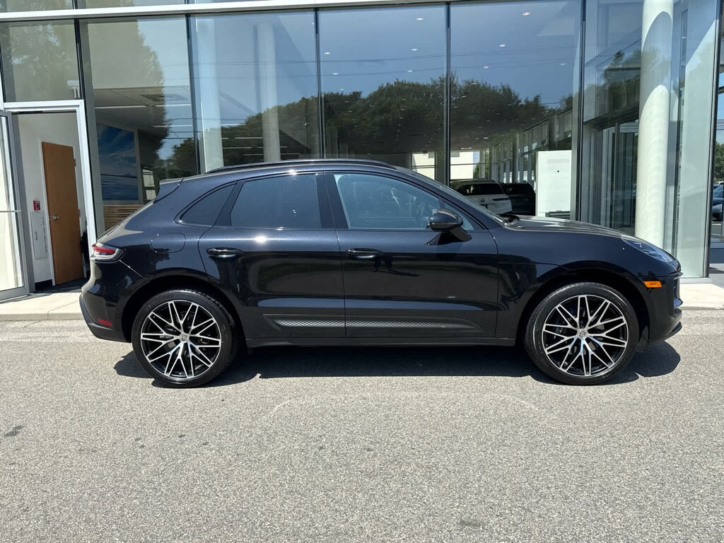 Used 2024 Porsche Macan SUV