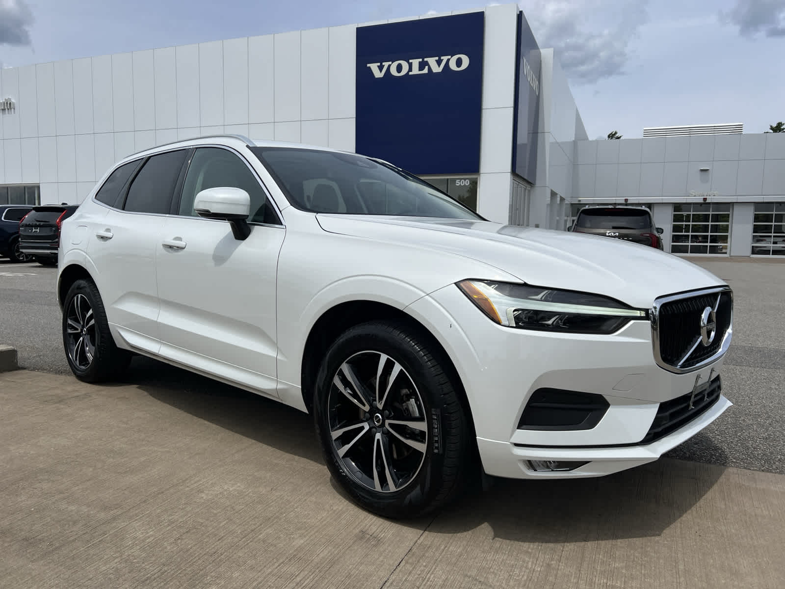 Used 2021 Volvo XC60 Momentum with VIN YV4102RK1M1870731 for sale in Plymouth, MA