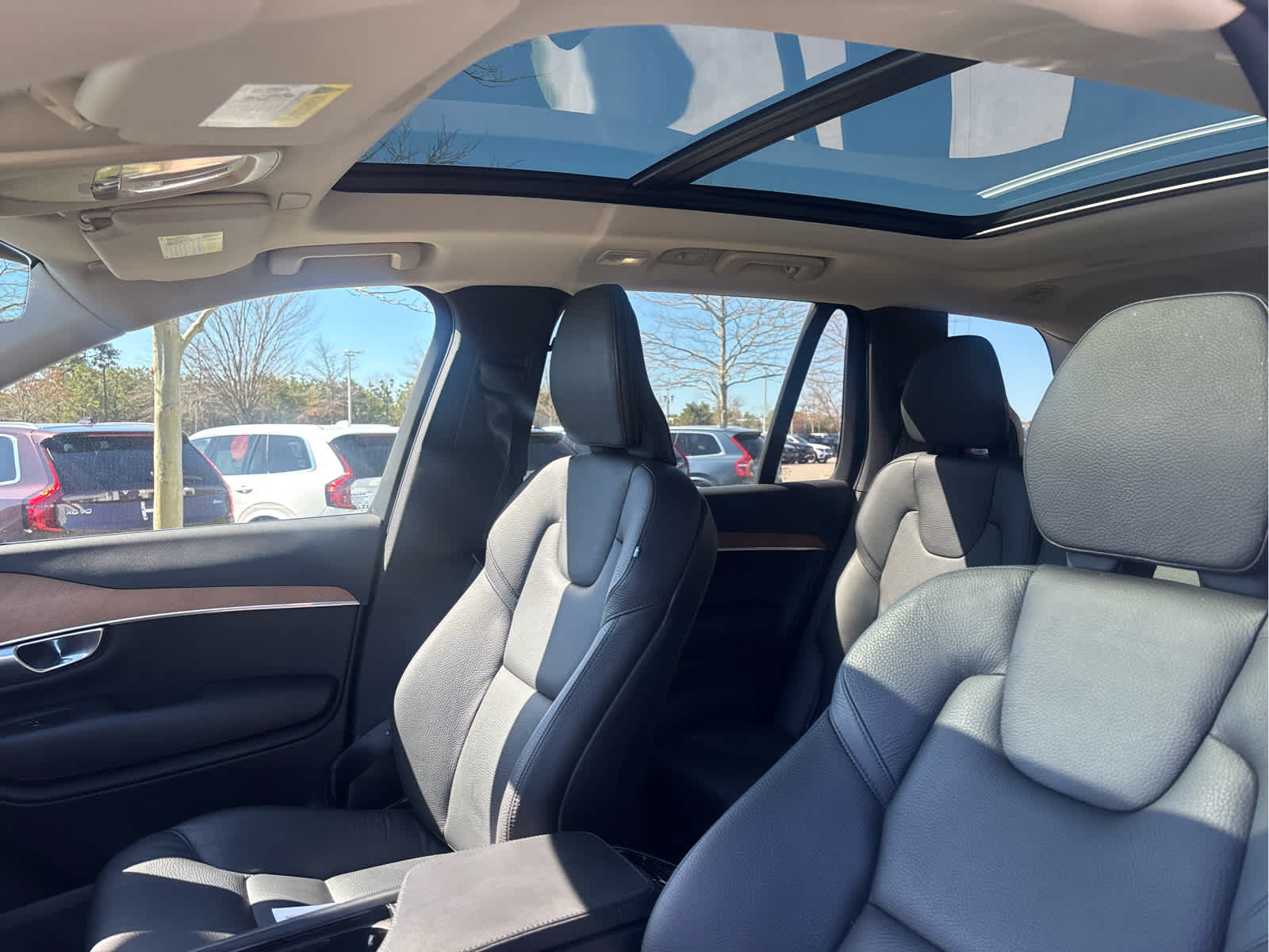 2024 Volvo XC90 Plus - Photo 21