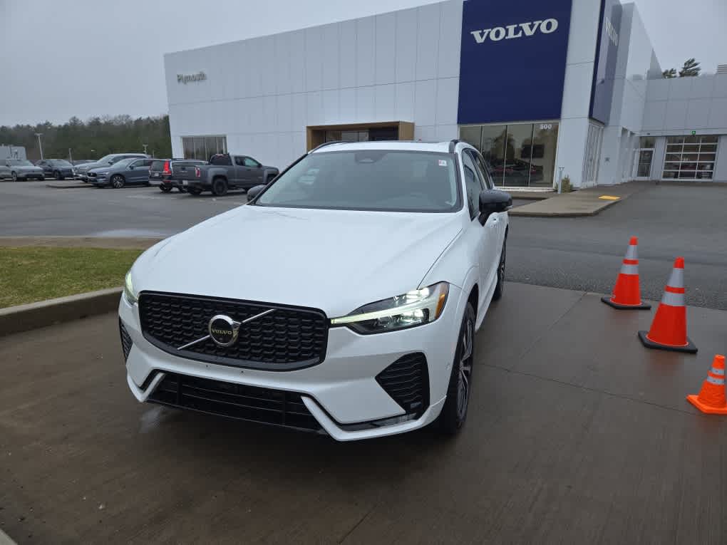 Used 2023 Volvo XC60 Plus with VIN YV4L12RL7P1331078 for sale in Plymouth, MA