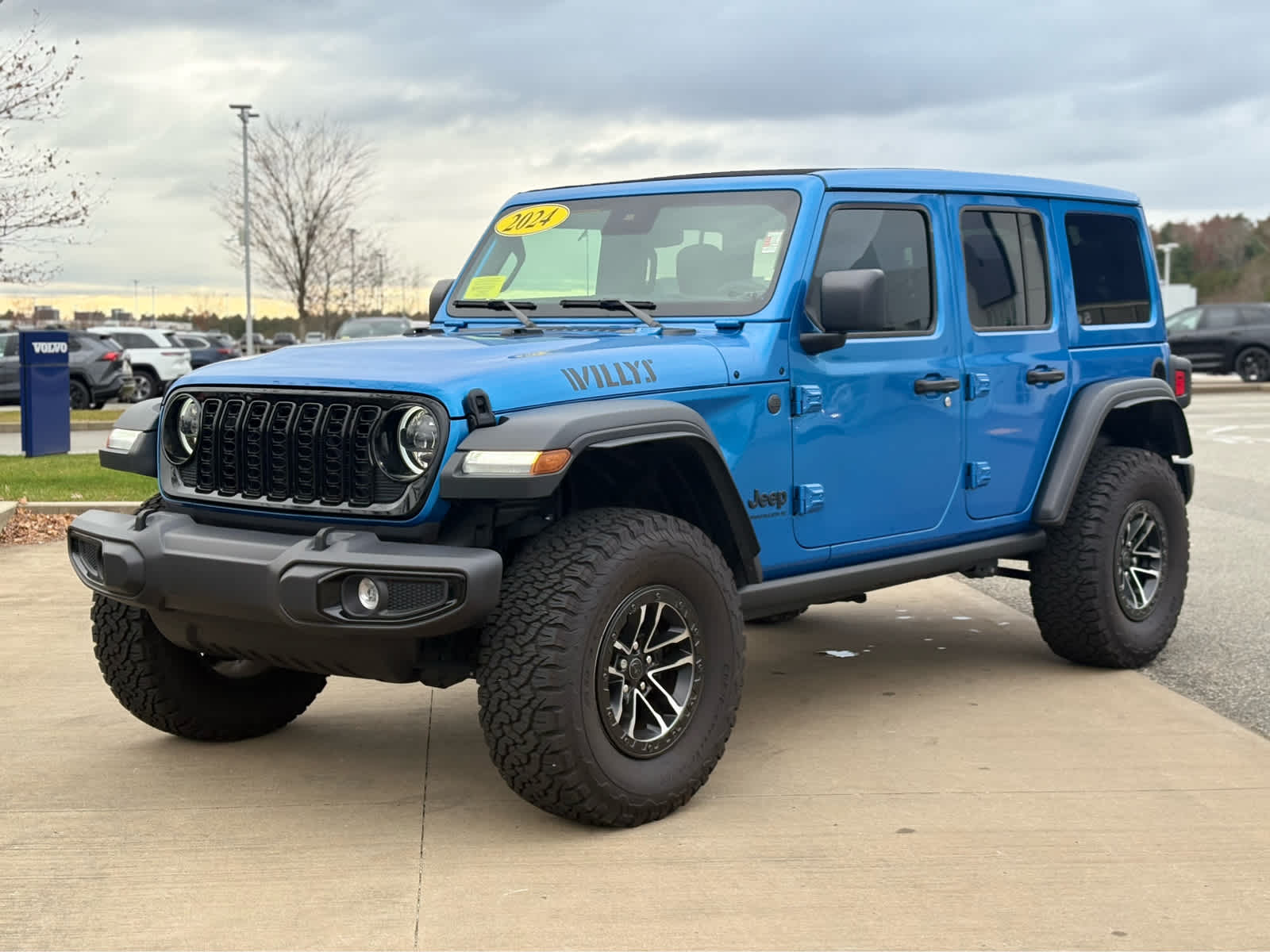 2024 Jeep Wrangler Sport photo 4