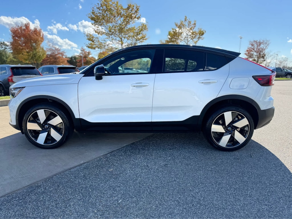 Used 2022 Volvo C40 Recharge Pure Electric Ultimate SUV