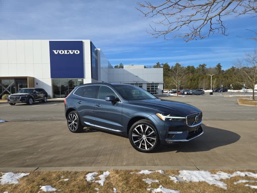 Used 2023 Volvo XC60 B5 AWD Plus Dark SUV