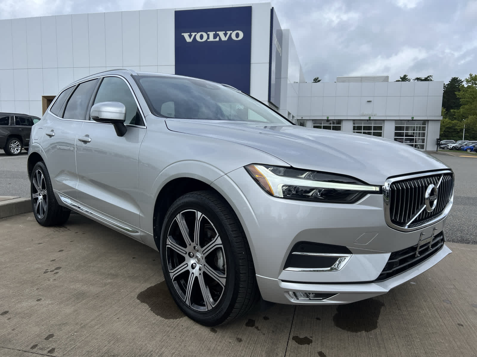 Used 2021 Volvo XC60 Inscription with VIN YV4102RL8M1886627 for sale in Plymouth, MA