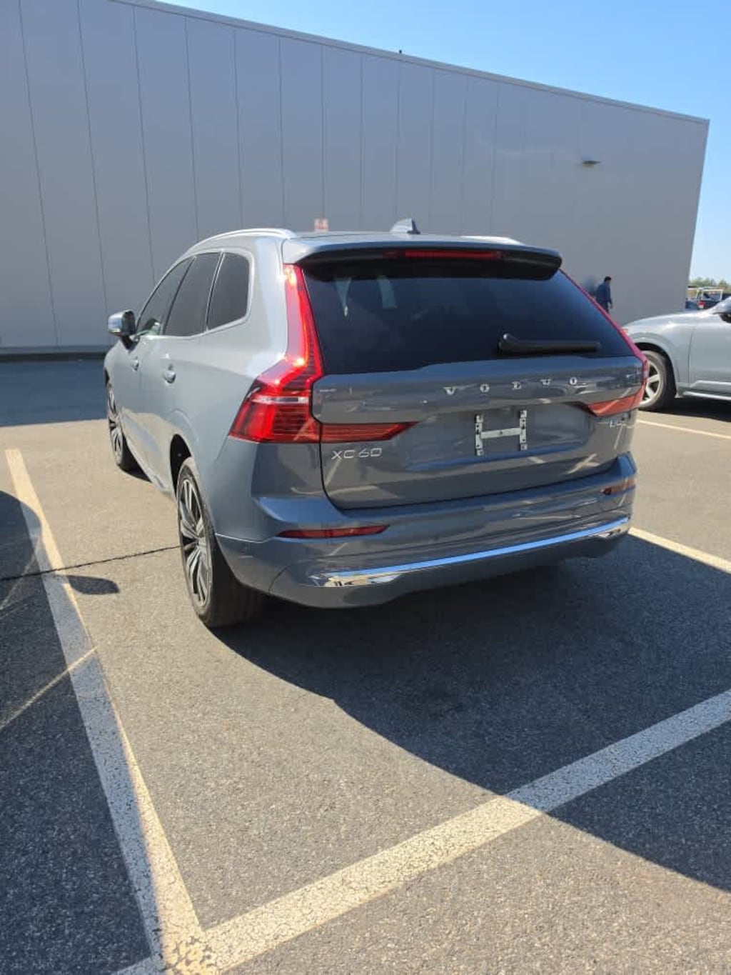 Used 2023 Volvo XC60 B5 AWD Plus Bright SUV