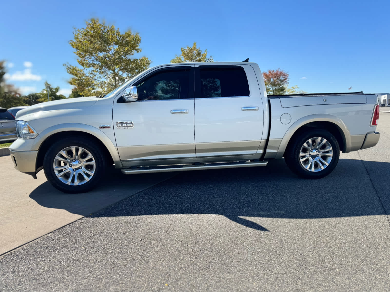 2017 Ram 1500 Longhorn photo 3