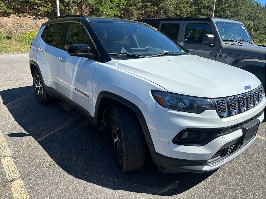 Used 2024 Jeep Compass Limited SUV