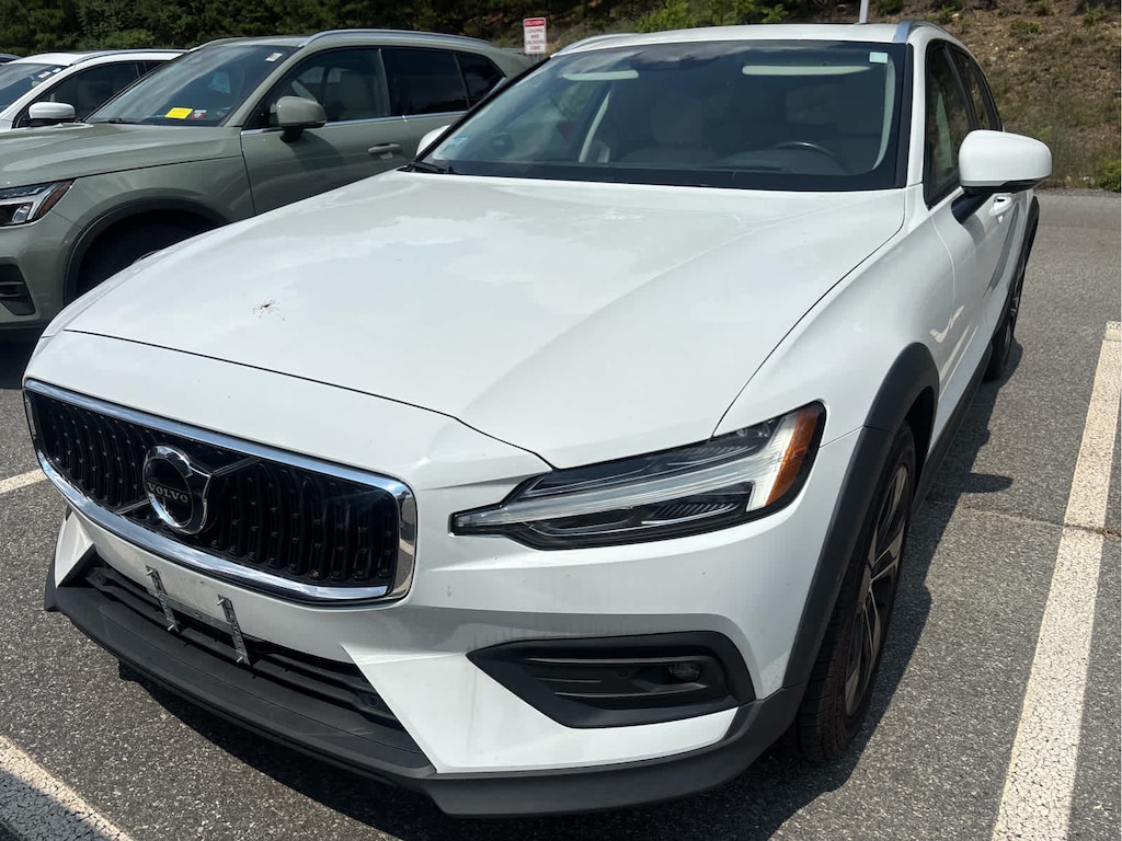 Used 2021 Volvo V60 Cross Country T5 Wagon