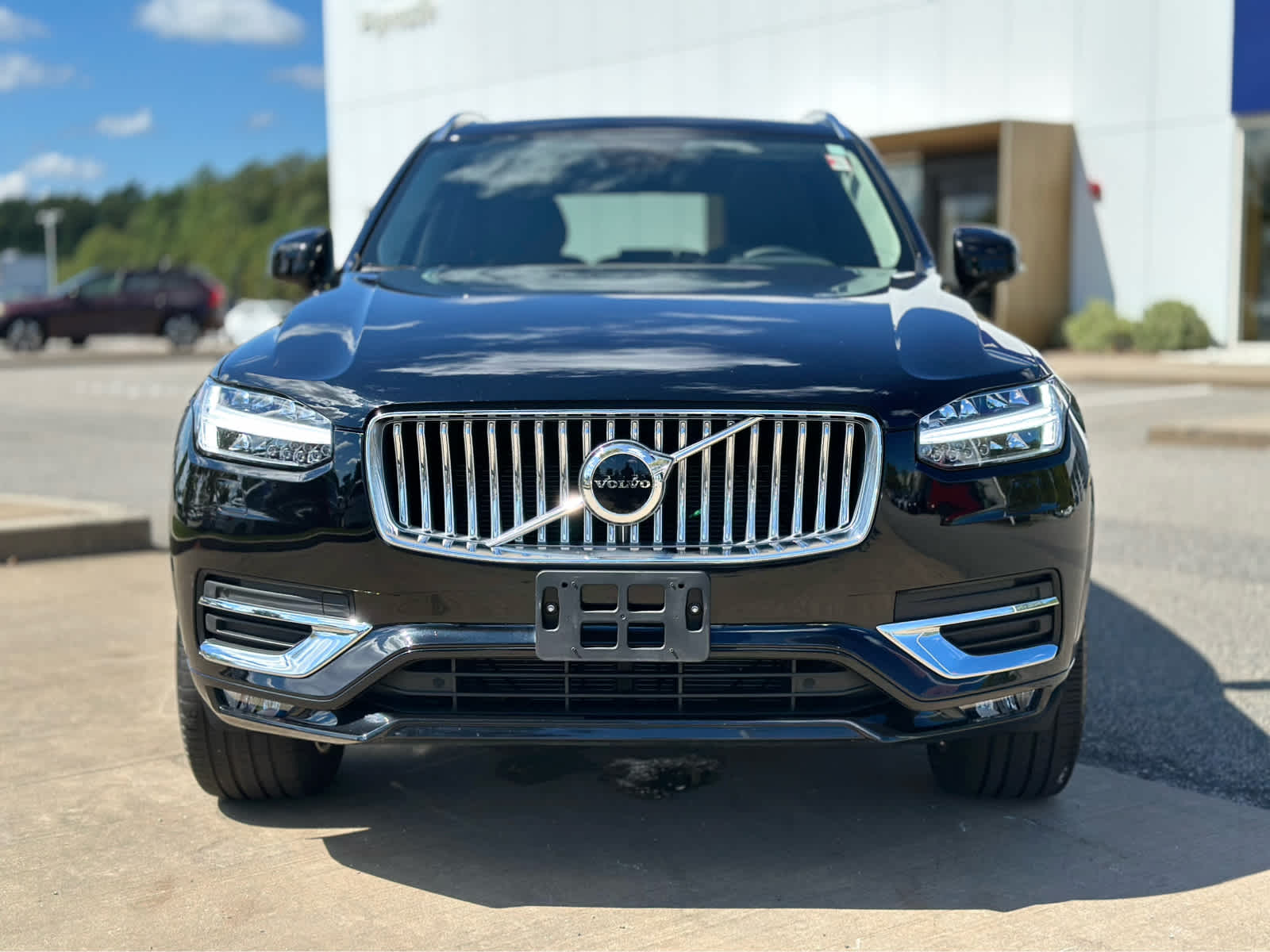 2024 Volvo XC90 B5 Core photo 2