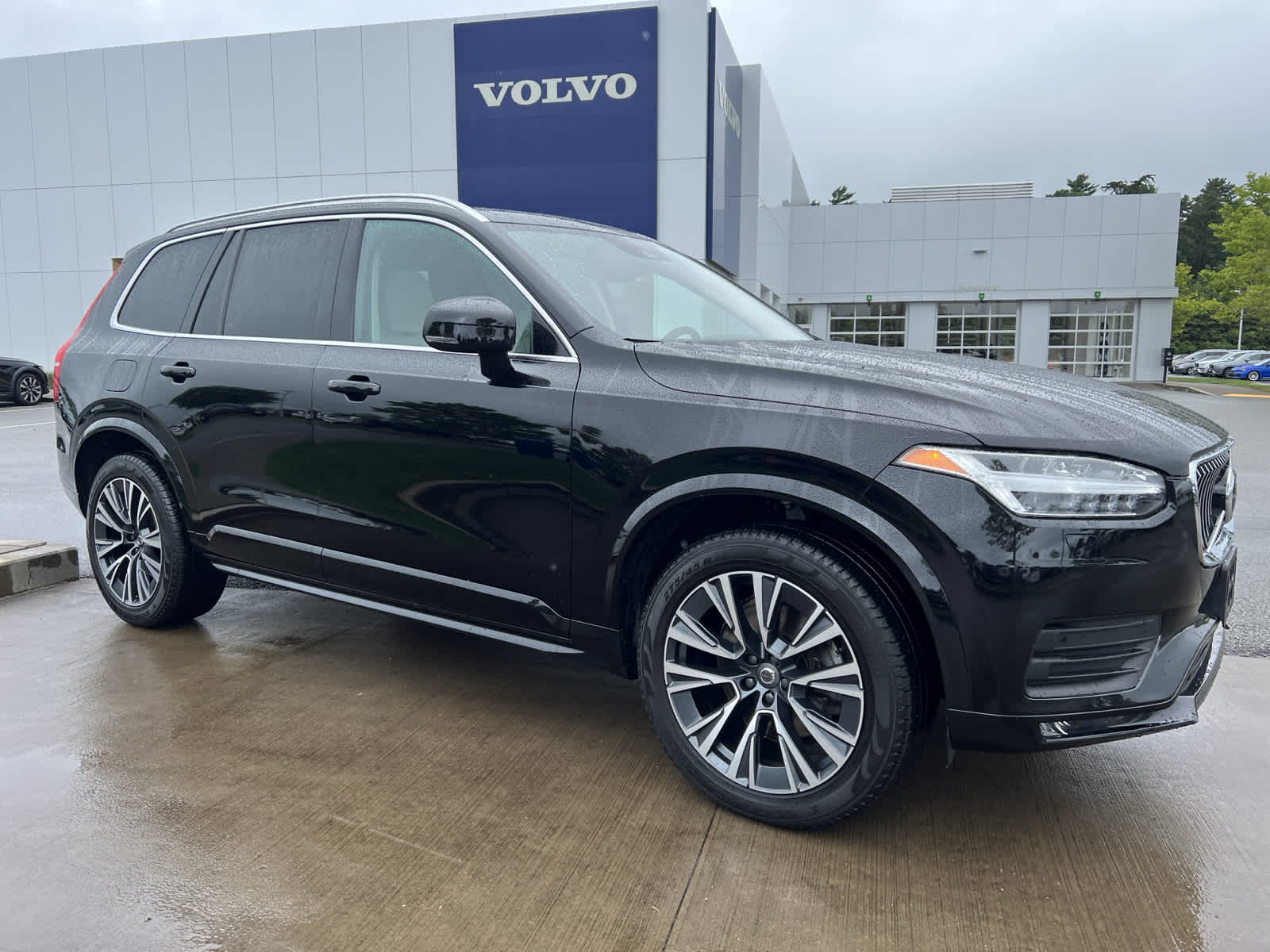 Used 2022 Volvo XC90 Momentum with VIN YV4102PK6N1857414 for sale in Plymouth, MA