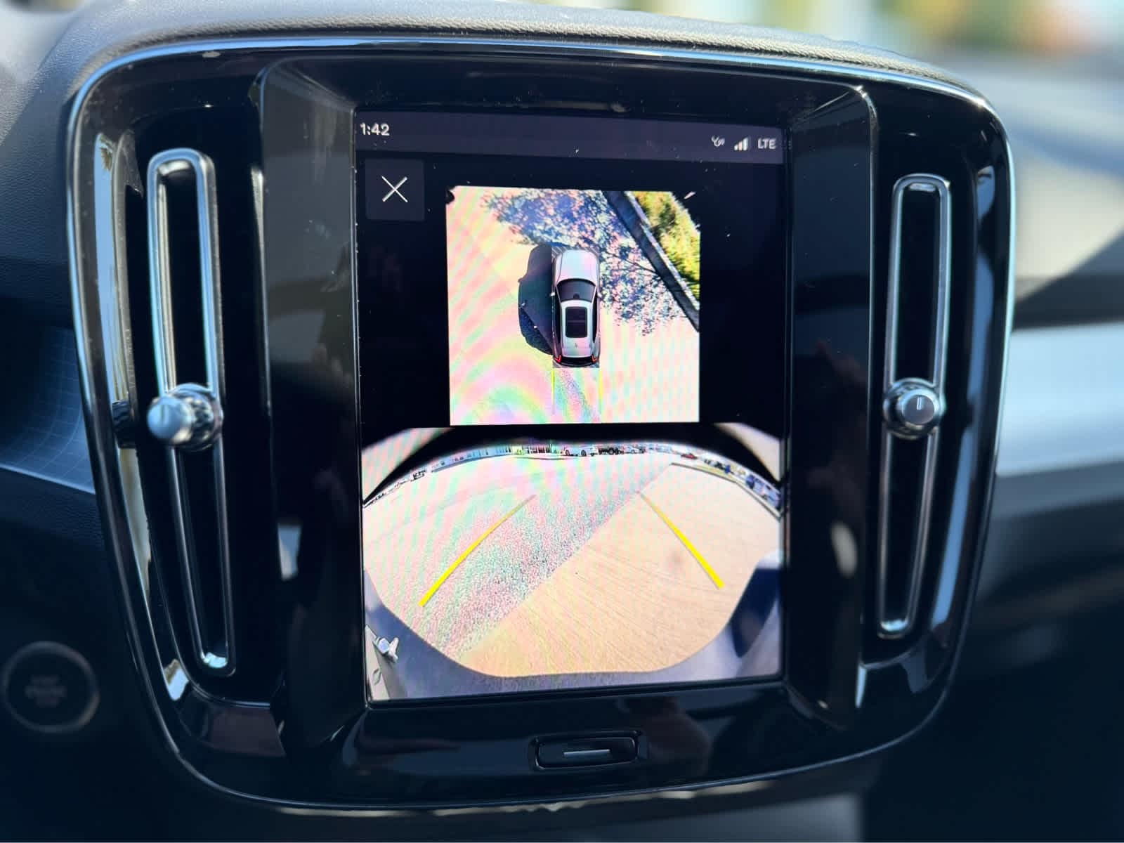 2026 Volvo XC40 Ultra Black Edition - Photo 14