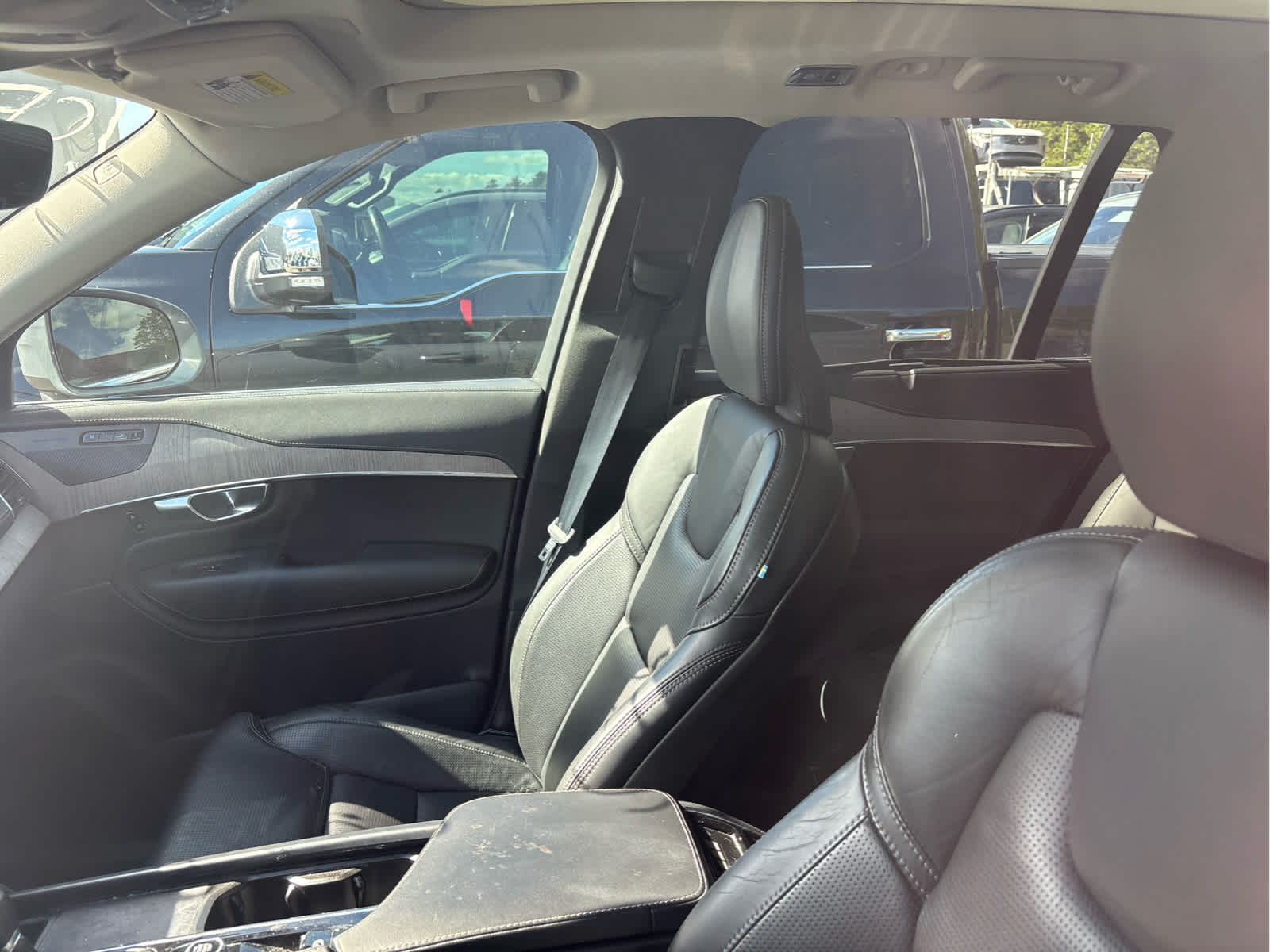 2022 Volvo XC90 T6 AWD Inscription photo 2