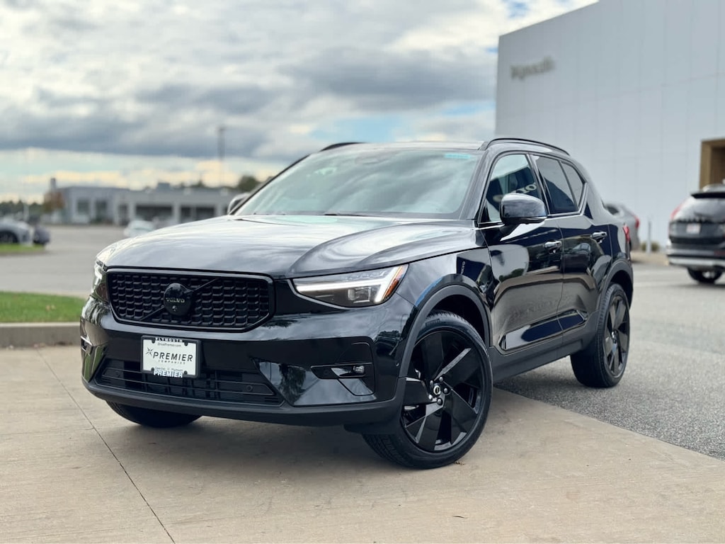 New 2026 Volvo XC40 B5 Ultra Black Edition SUV
