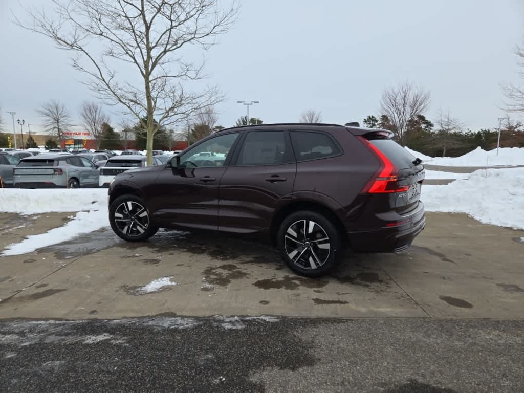 New 2026 Volvo XC60 B5 Plus SUV