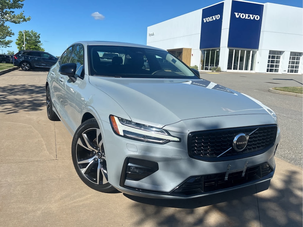 Used 2024 Volvo S60 B5 Core Dark Sedan