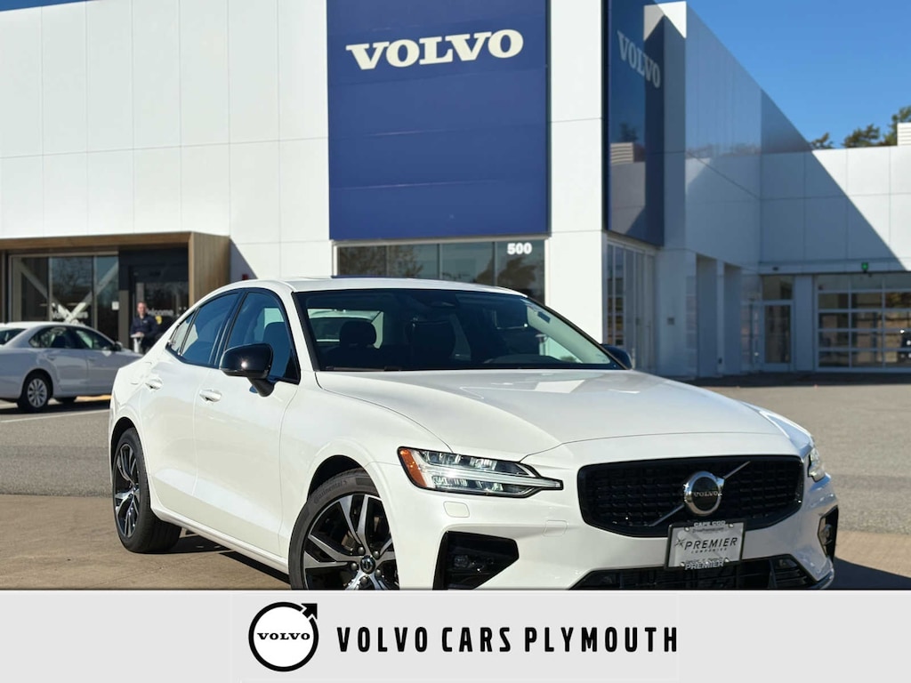 Used 2025 Volvo S60 B5 Core Sedan