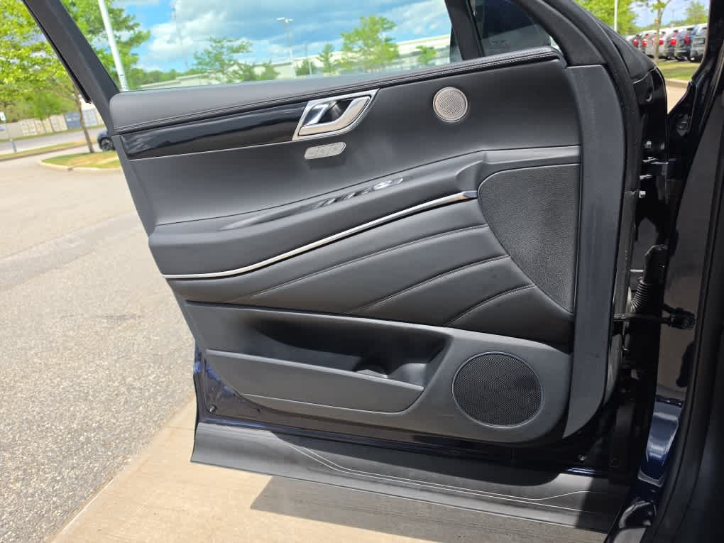 2025 GENESIS GV80 20
