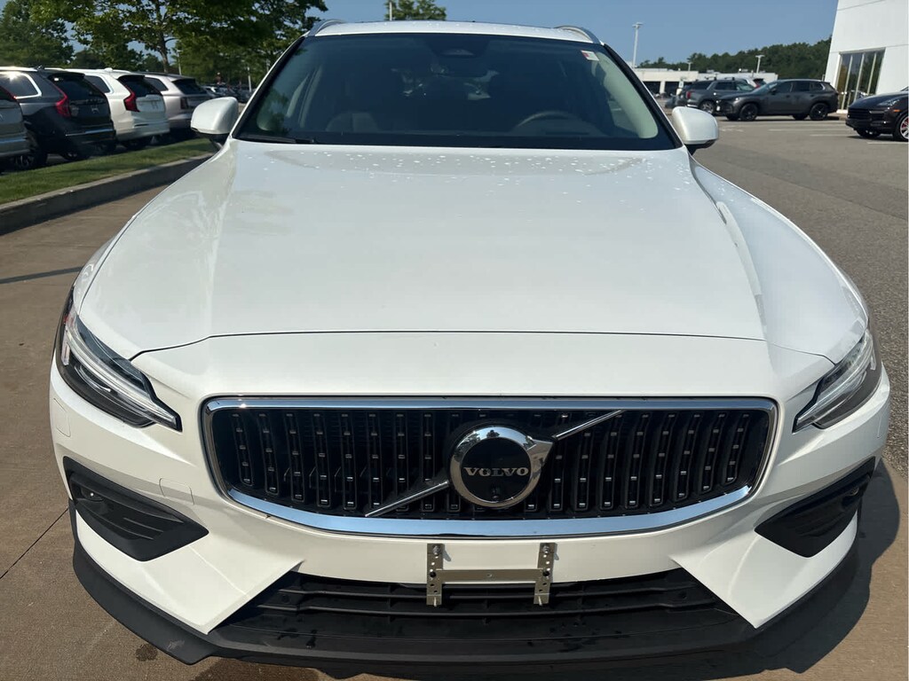 Used 2026 Volvo V60 Cross Country B5 Ultra Wagon