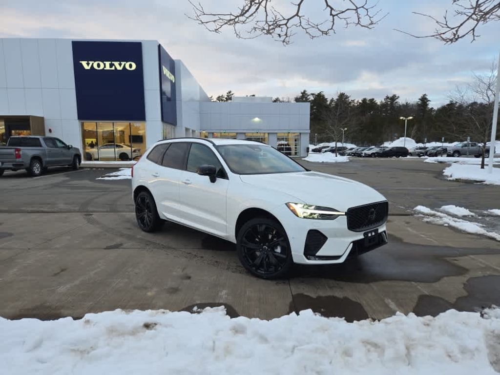 New 2026 Volvo XC60 B5 Ultra Black Edition SUV