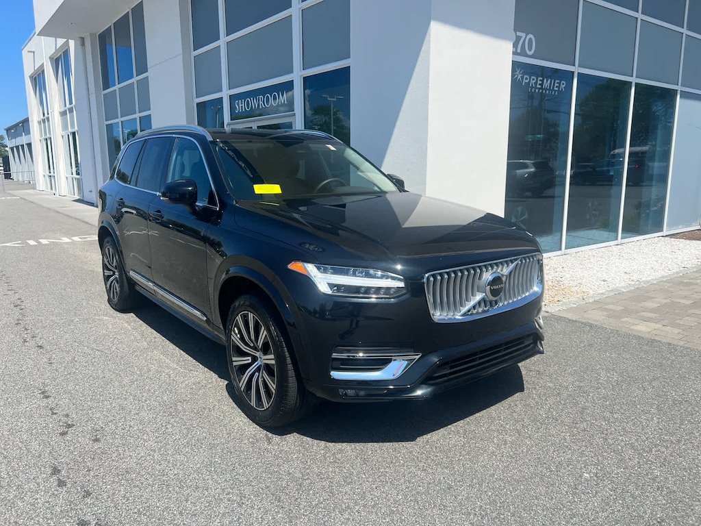 Used 2025 Volvo XC90 B5 Core SUV