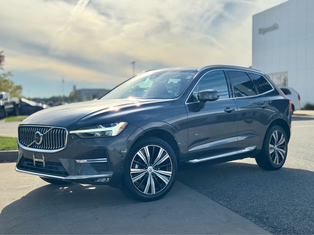 Used 2022 Volvo XC60 B5 AWD Inscription SUV