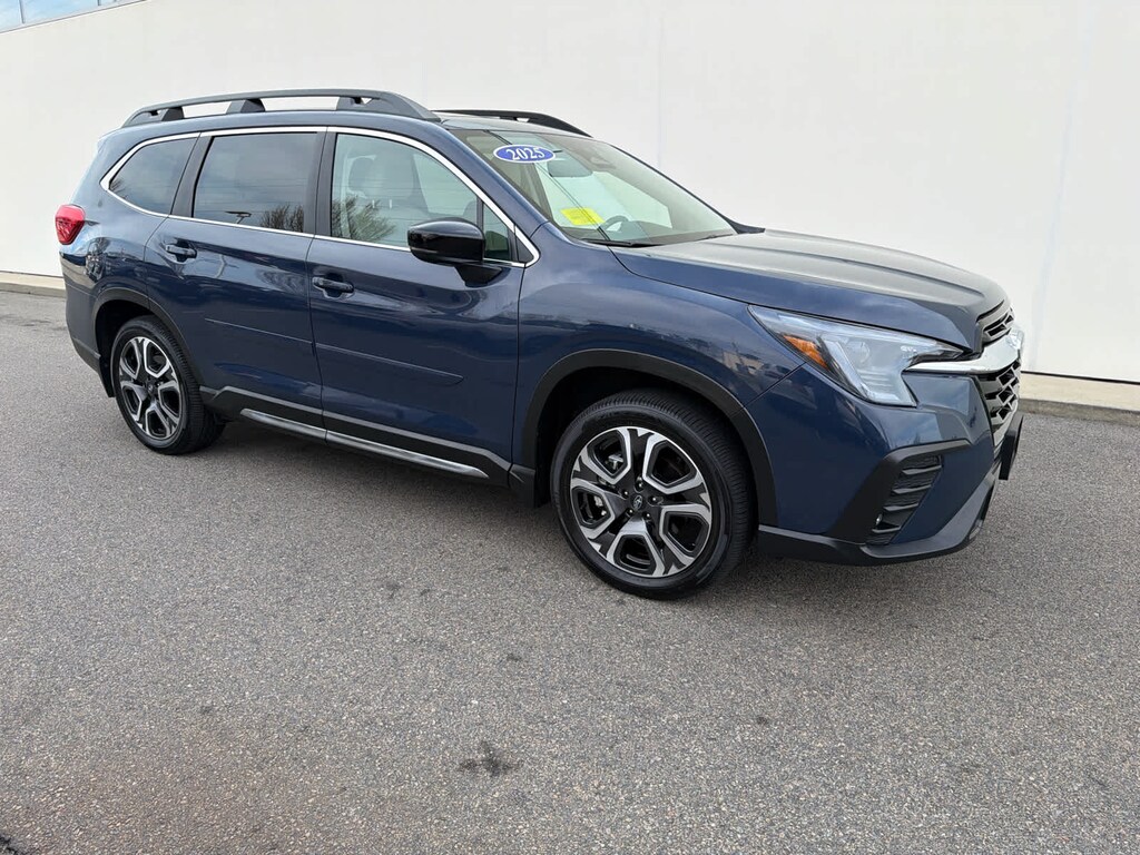 Used 2025 Subaru Ascent Limited 7-Passenger SUV