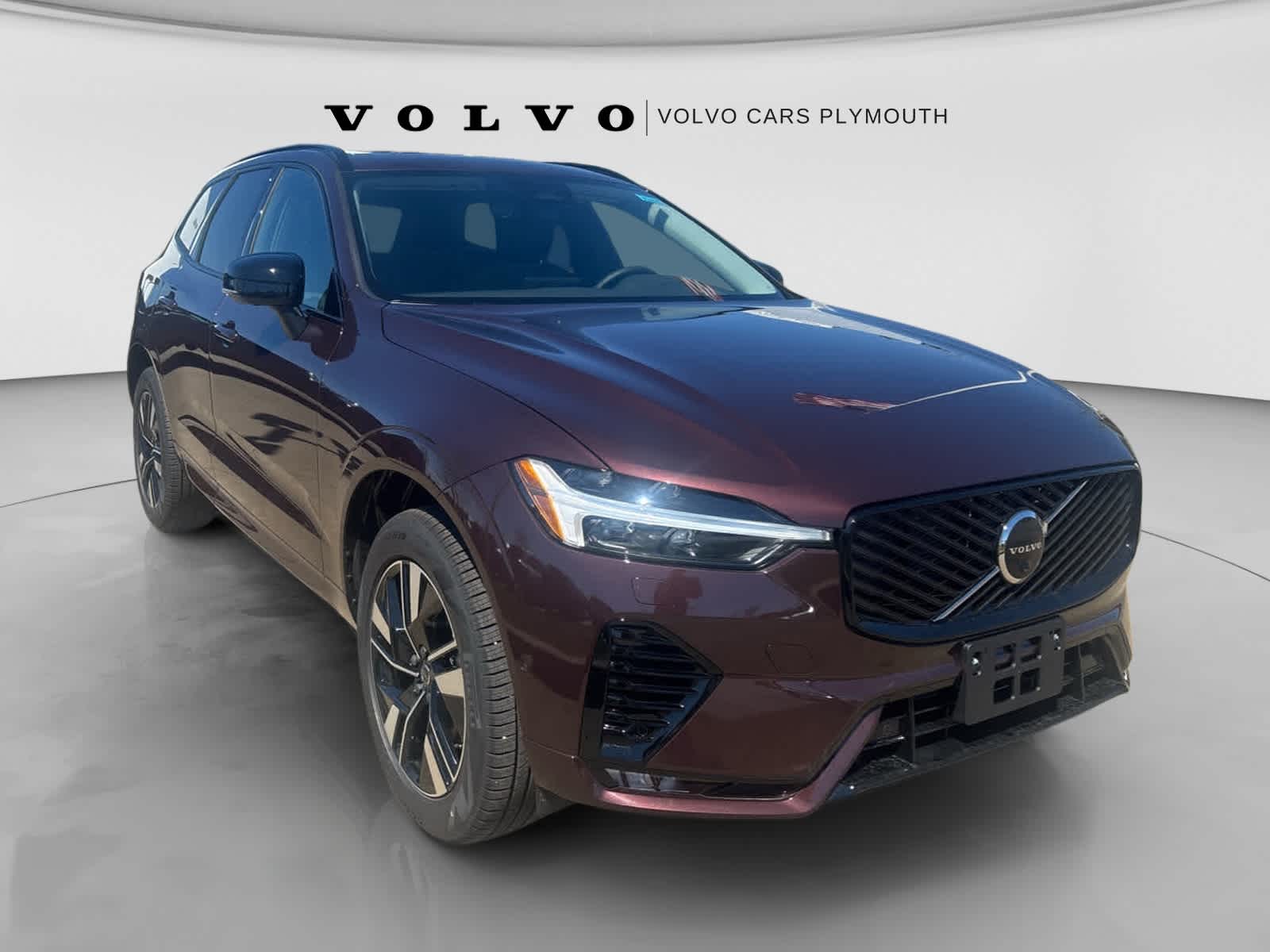 2026 Volvo XC60 Plus