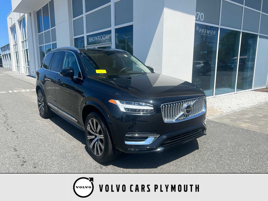 Used 2025 Volvo XC90 B5 Core SUV