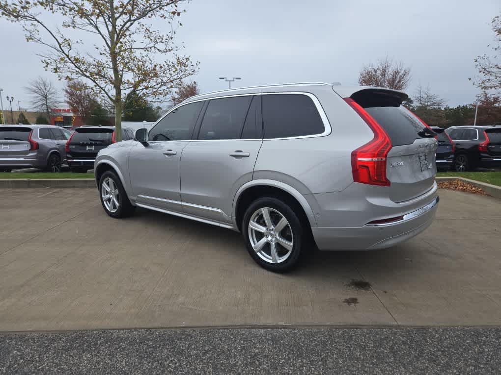 2023 Volvo XC90 AWD Ultimate photo 2