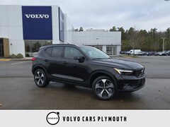 2026 Volvo XC40 B5 Plus AWD SUV