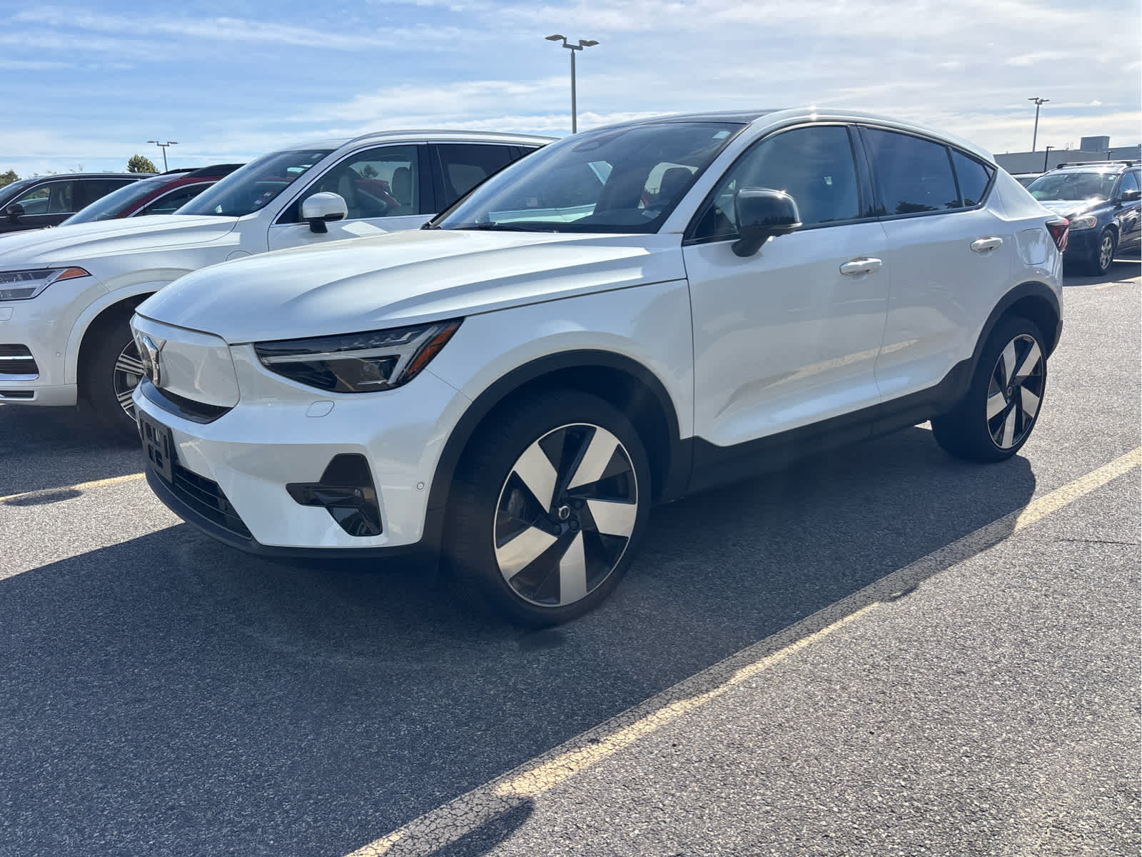 2023 Volvo C40