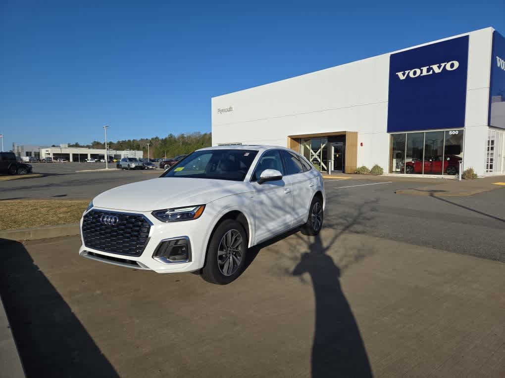 2024 Audi Q5 Sportback 45 S line Premium photo 2
