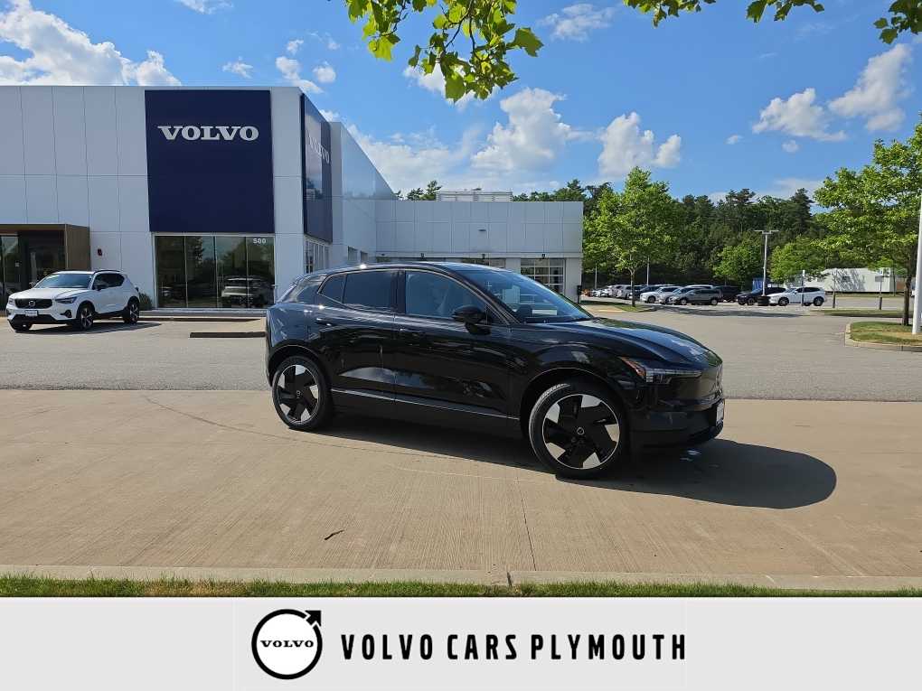 2026 Volvo EX30 Twin Motor Performance Ultra's photo