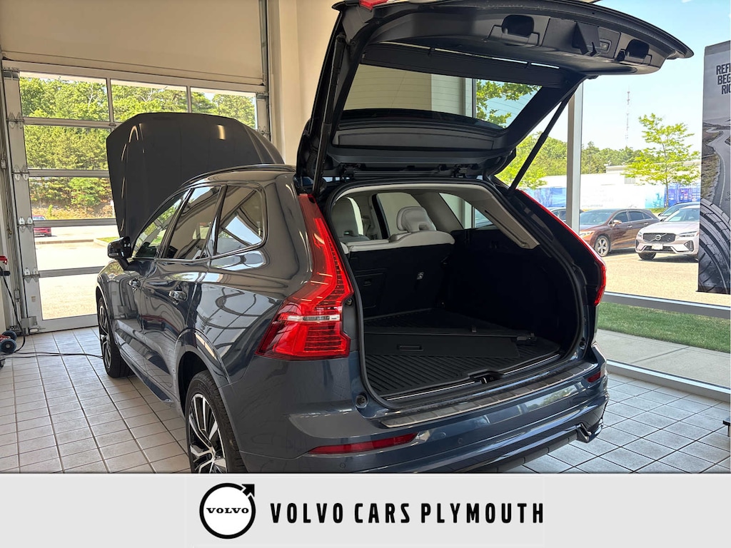 Used 2024 Volvo XC60 B5 Plus Dark SUV