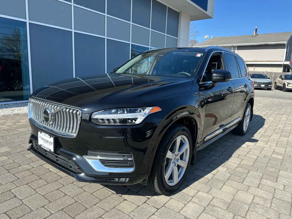 Used 2024 Volvo XC90 B5 Core Bright SUV