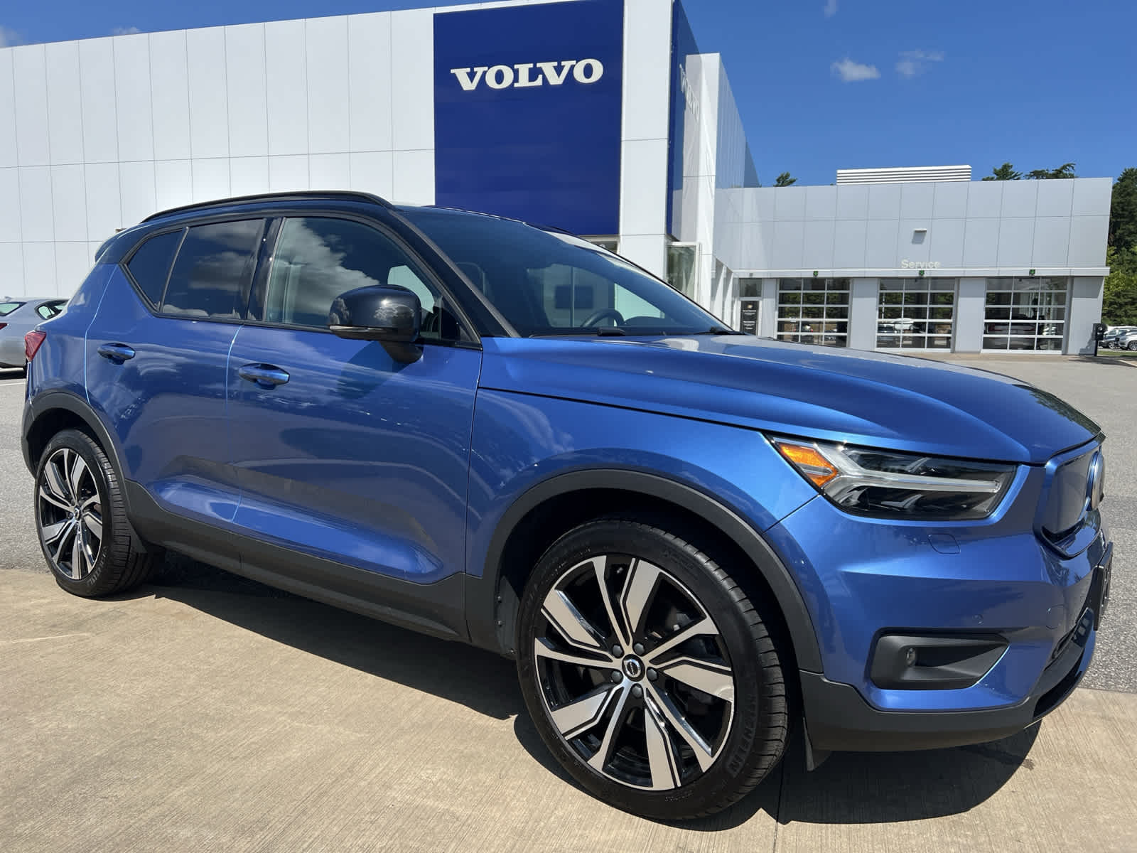 Used 2021 Volvo XC40 Recharge with VIN YV4ED3UR2M2538663 for sale in Plymouth, MA