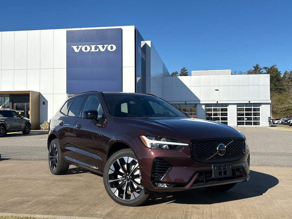 New 2026 Volvo XC60 B5 Plus SUV