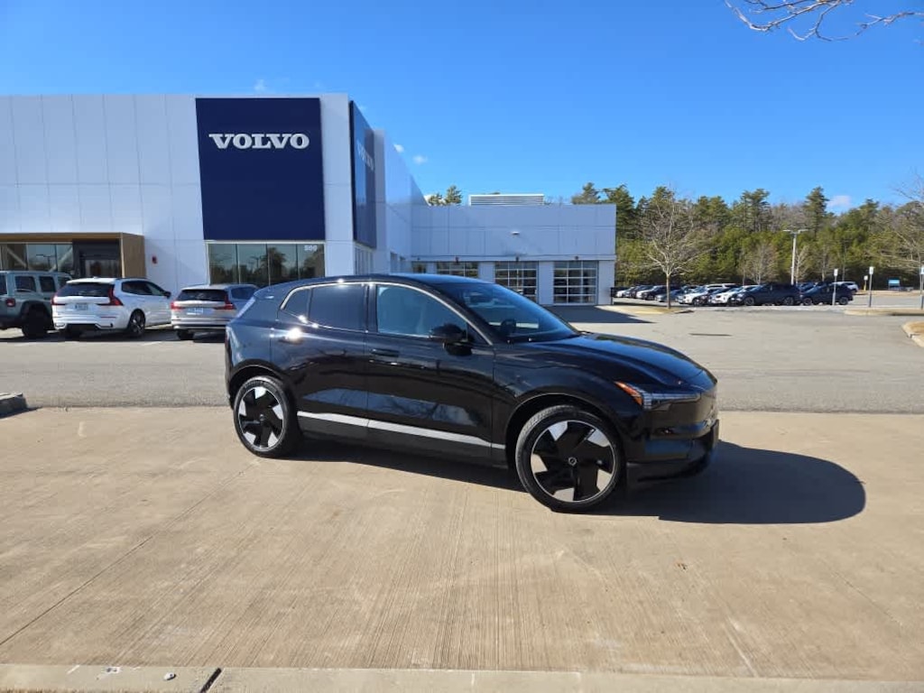 Used 2025 Volvo EX30 Twin Motor Plus SUV