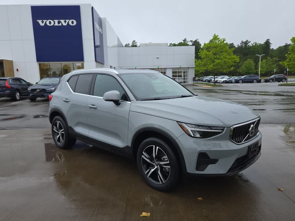 Used 2025 Volvo XC40 Core with VIN YV4L12UJ4S2479097 for sale in Plymouth, MA