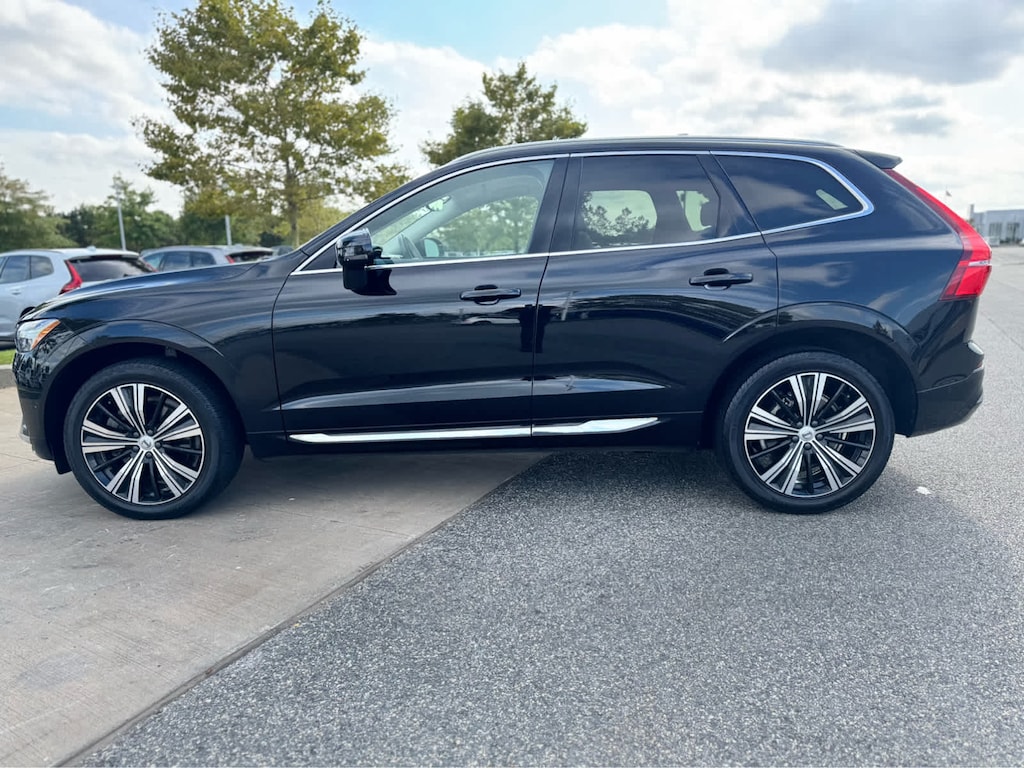 Used 2022 Volvo XC60 B6 AWD Inscription SUV