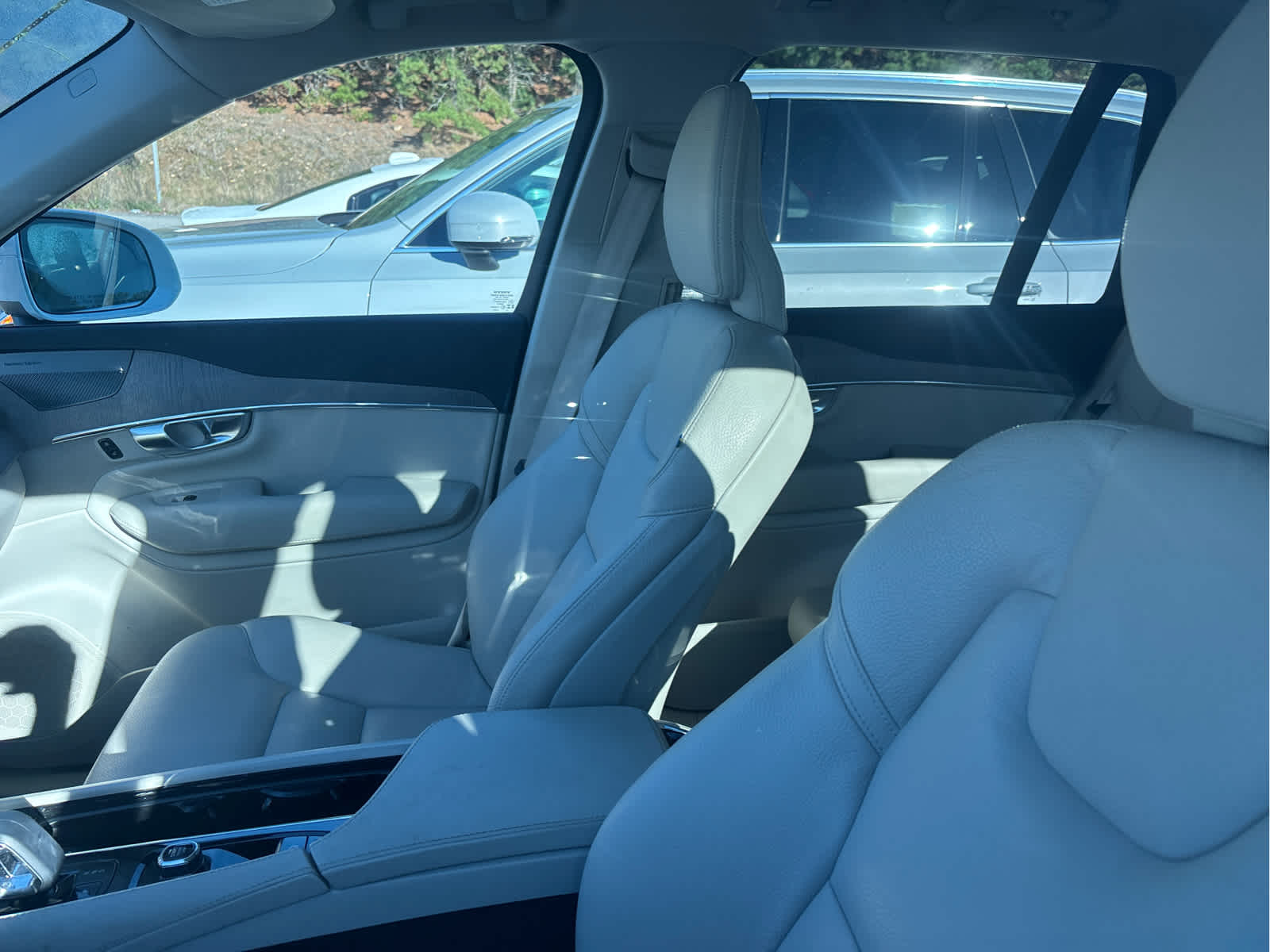 2023 Volvo XC90 Recharge Plus photo 2