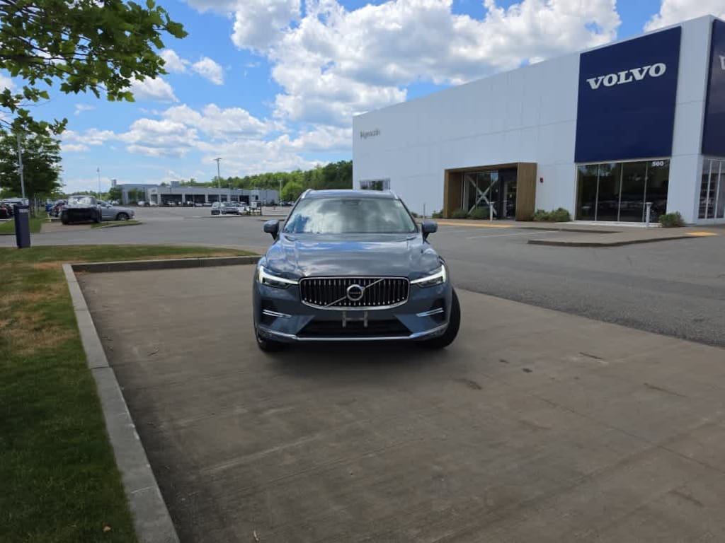 Used 2023 Volvo XC60 B5 AWD Plus Bright SUV