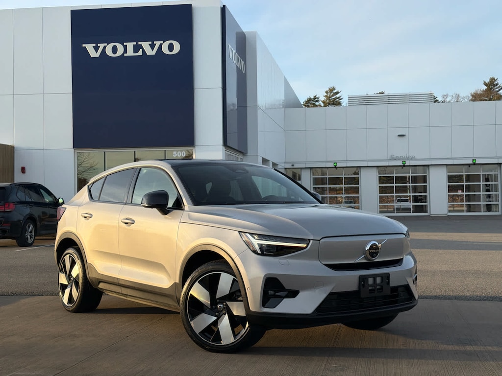 Used 2023 Volvo C40 Recharge Pure Electric Twin Ultimate SUV