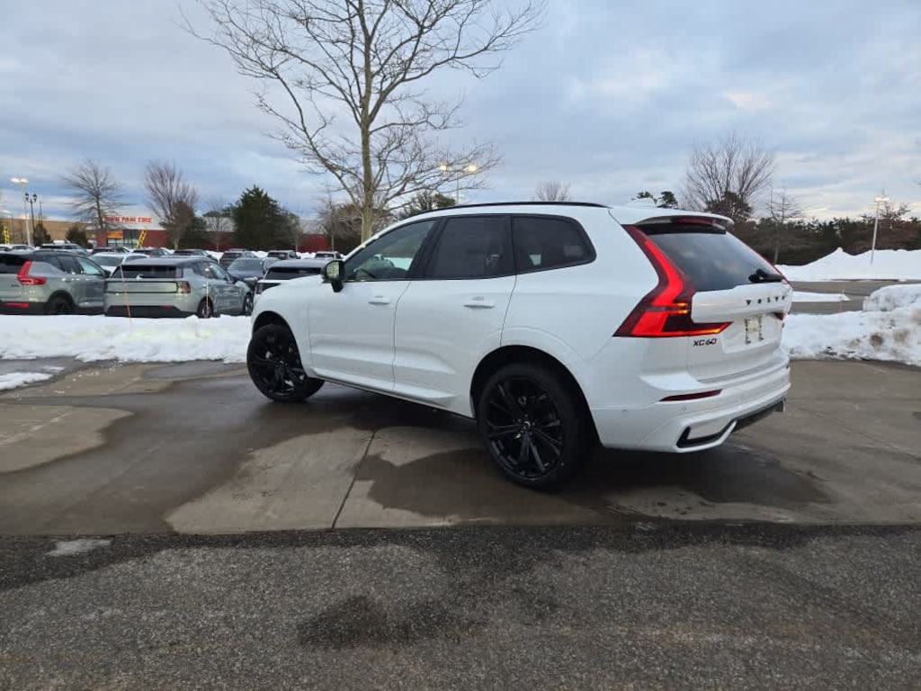 New 2026 Volvo XC60 B5 Ultra Black Edition SUV
