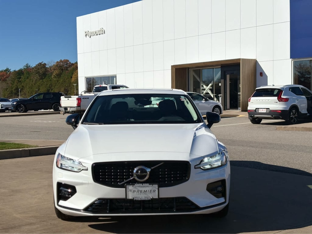 Used 2025 Volvo S60 B5 Core Sedan