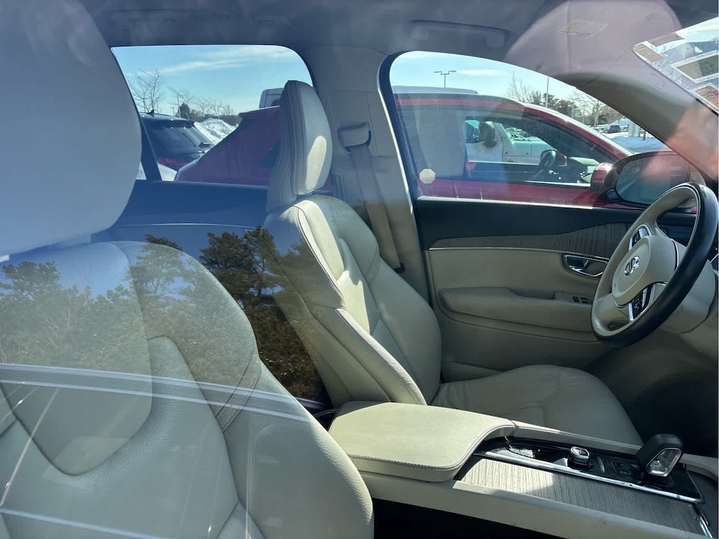 Used 2023 Volvo XC90 B6 AWD Plus 7-Seater SUV