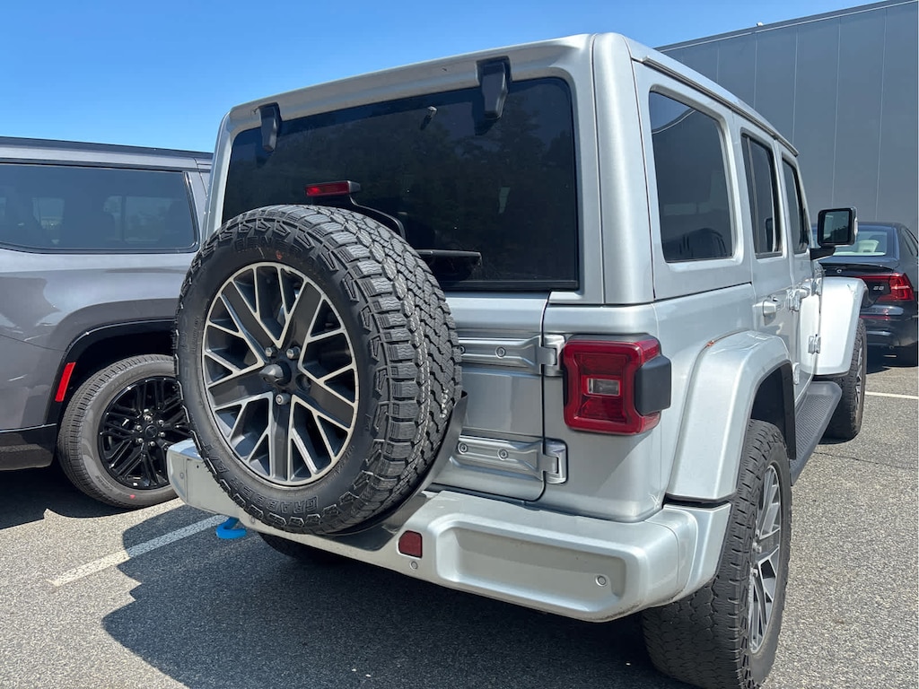 Used 2024 Jeep Wrangler 4xe High Altitude SUV