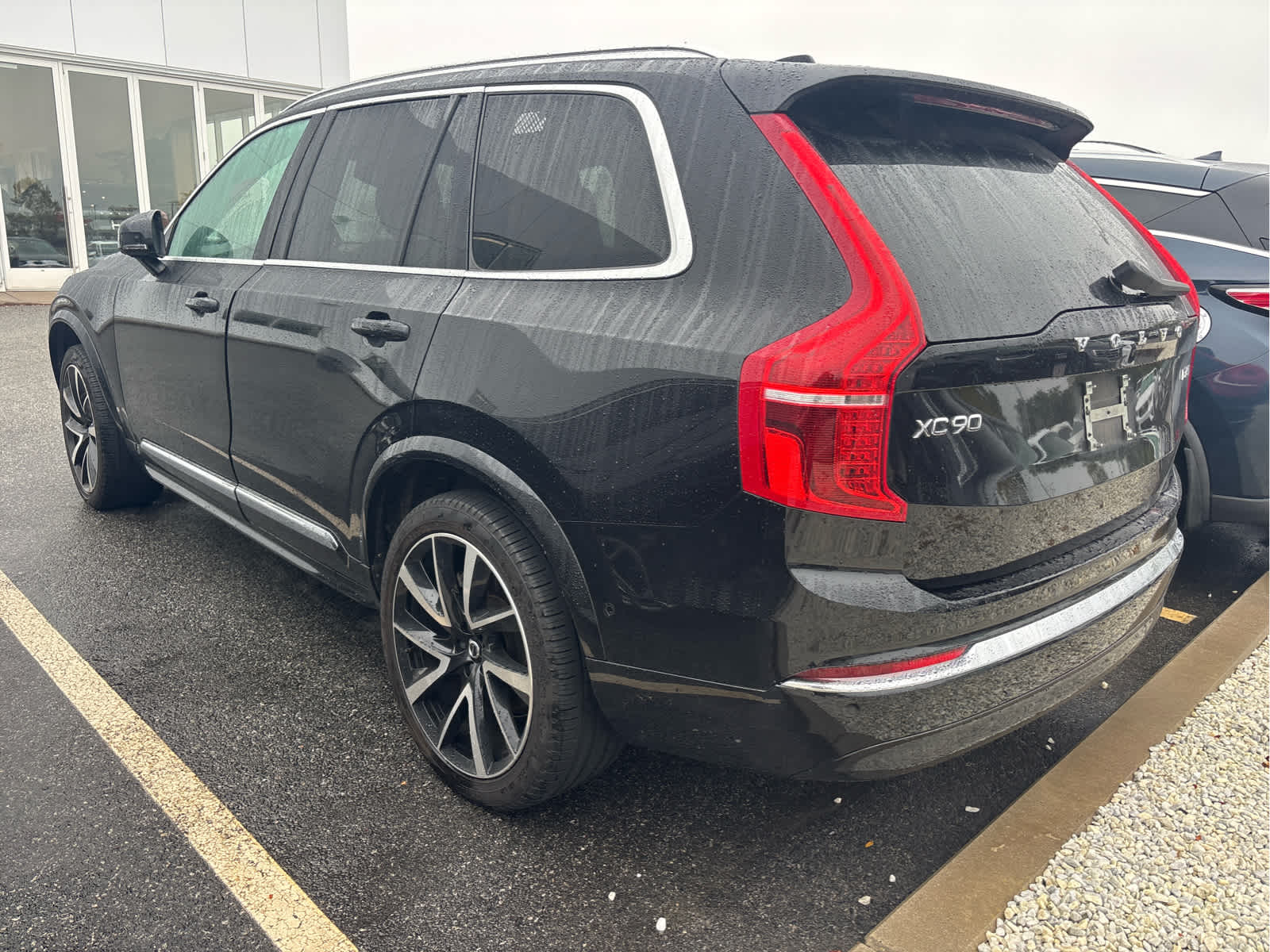 2024 Volvo XC90 Plus photo 3