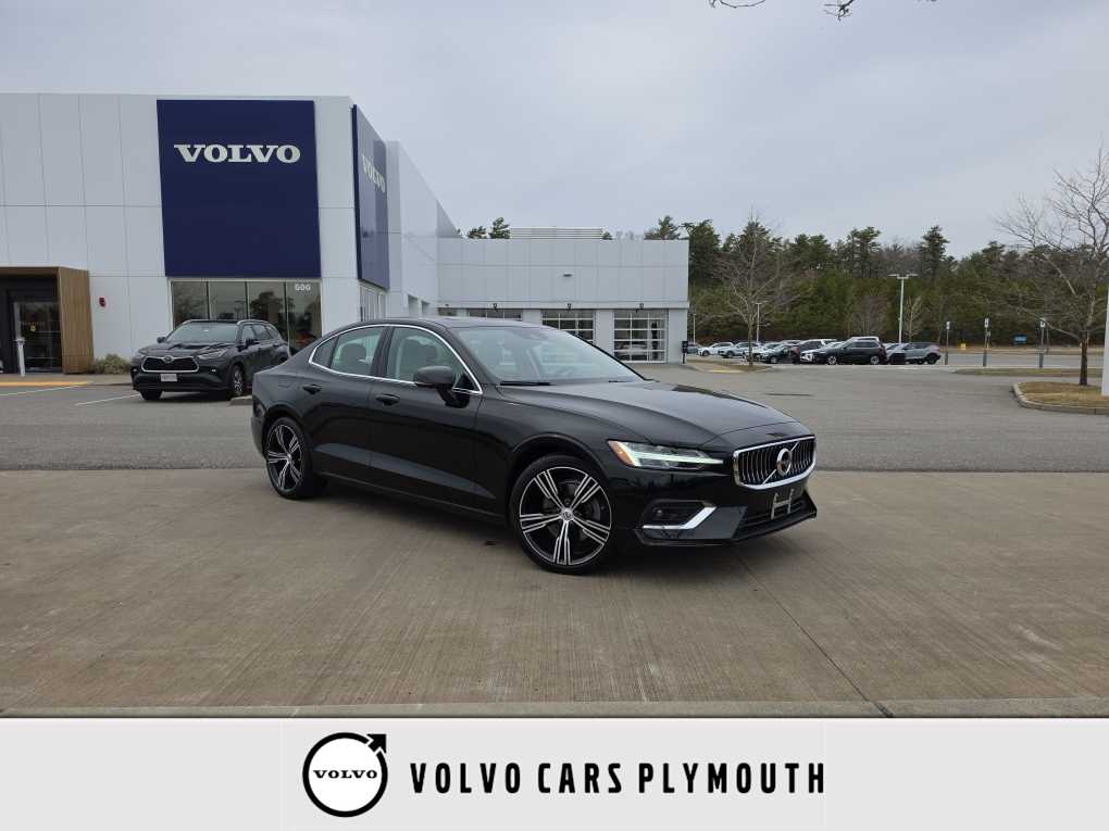 2022 Volvo S60